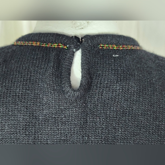 Vintage 80s black beaded sequin Xmas Christmas ornaments novelty sweater S - Picture 7 of 8